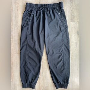 Zella Black Cropped Jogger